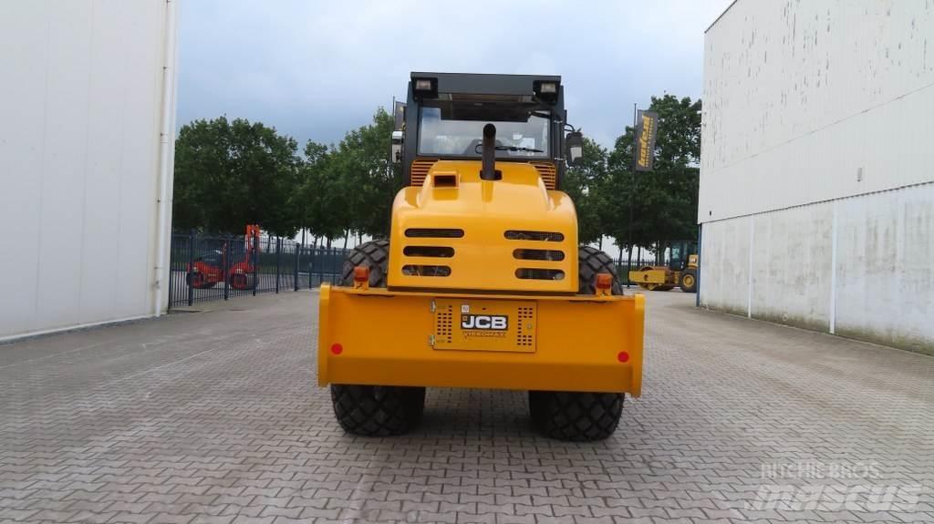 JCB VM166D Еднобарабанни ролки
