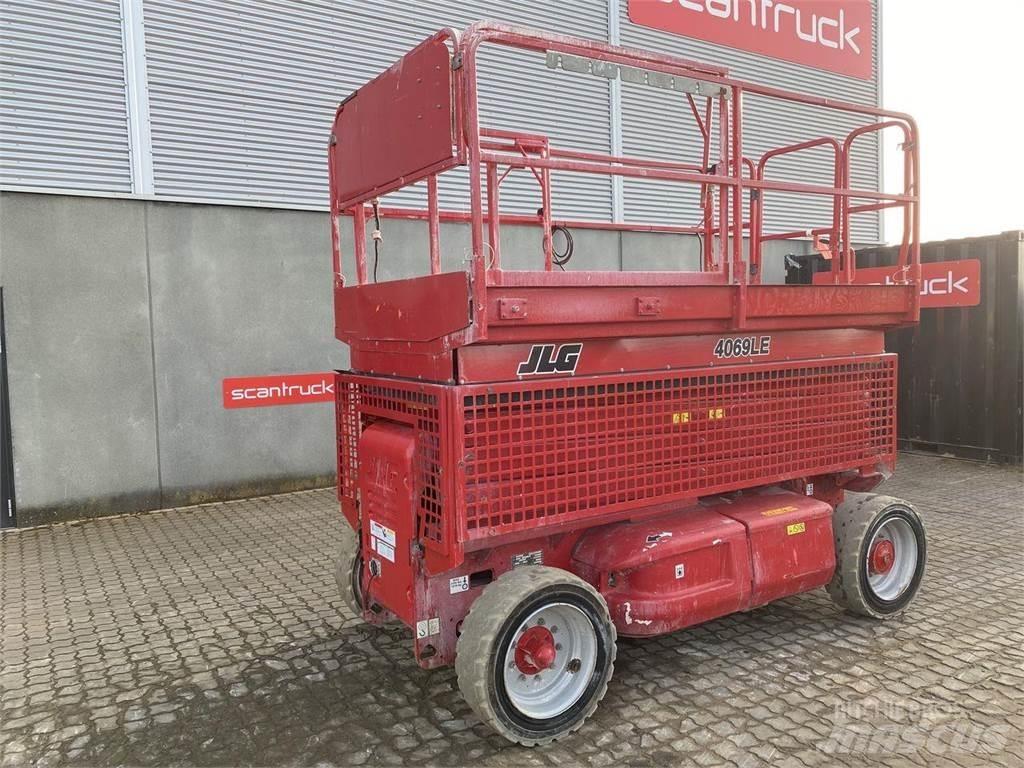 JLG 4069ERT Ножични работни платформи