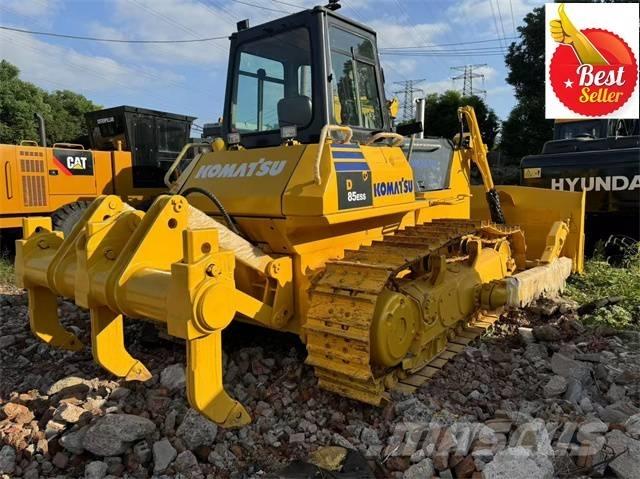 Komatsu D 85 EX Верижни булдозери
