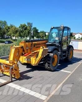 JCB 540-140 Телескопични товарачи