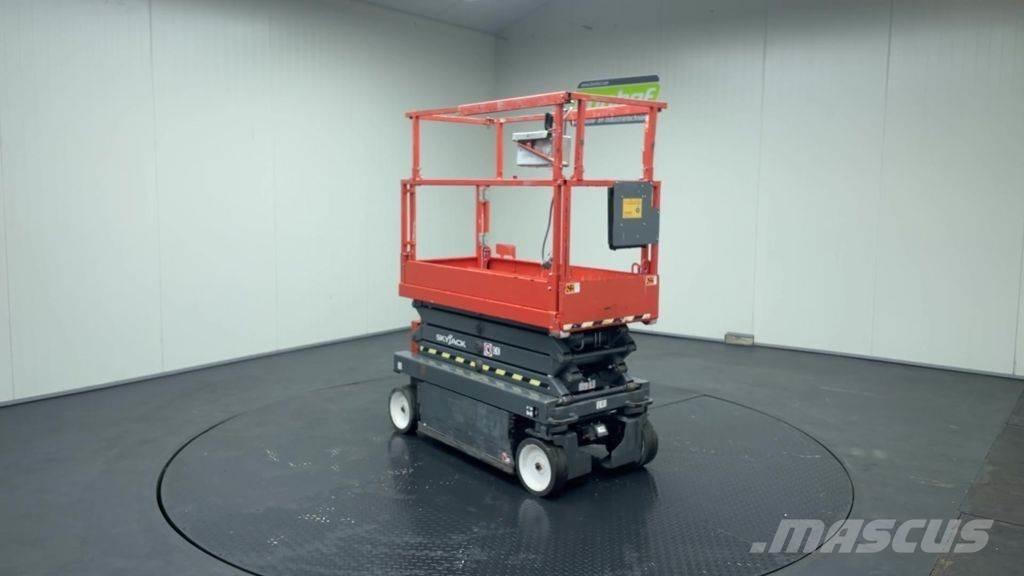 SkyJack SJ3219 Ножични работни платформи