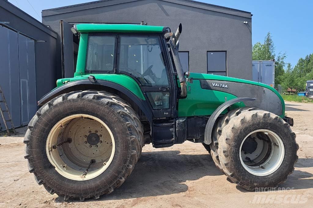 Valtra T 170 Трактори