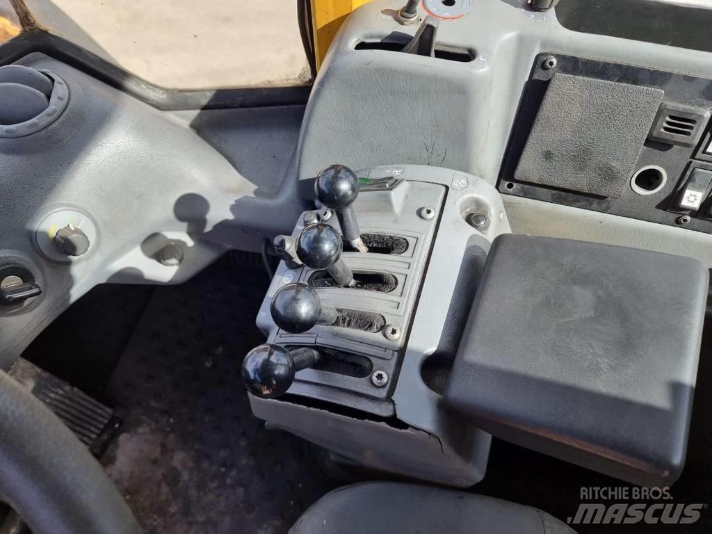 Volvo L 180 E Колесни товарачи