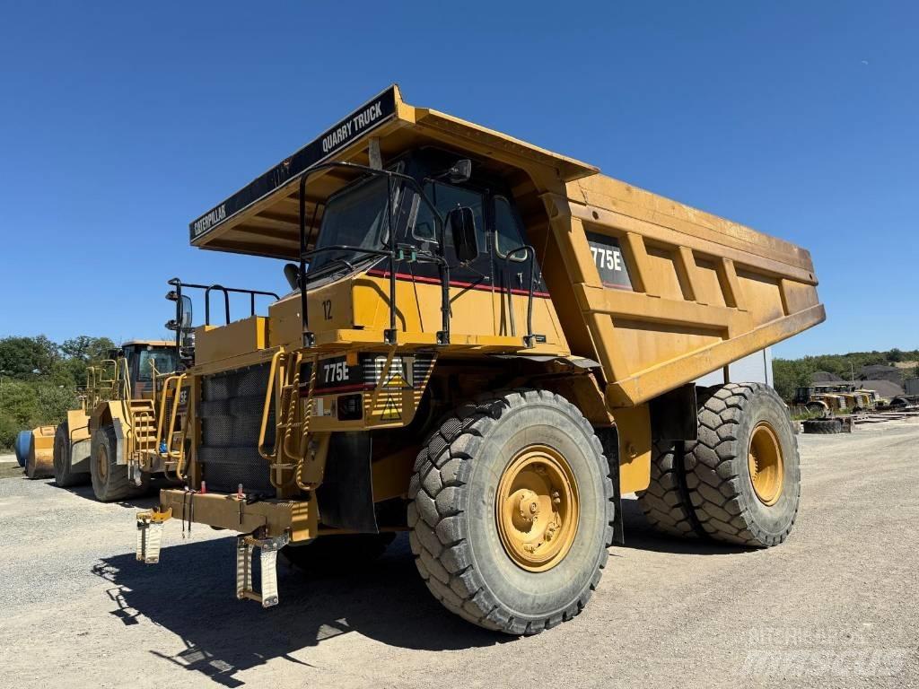 CAT 775 E Твърди самосвали
