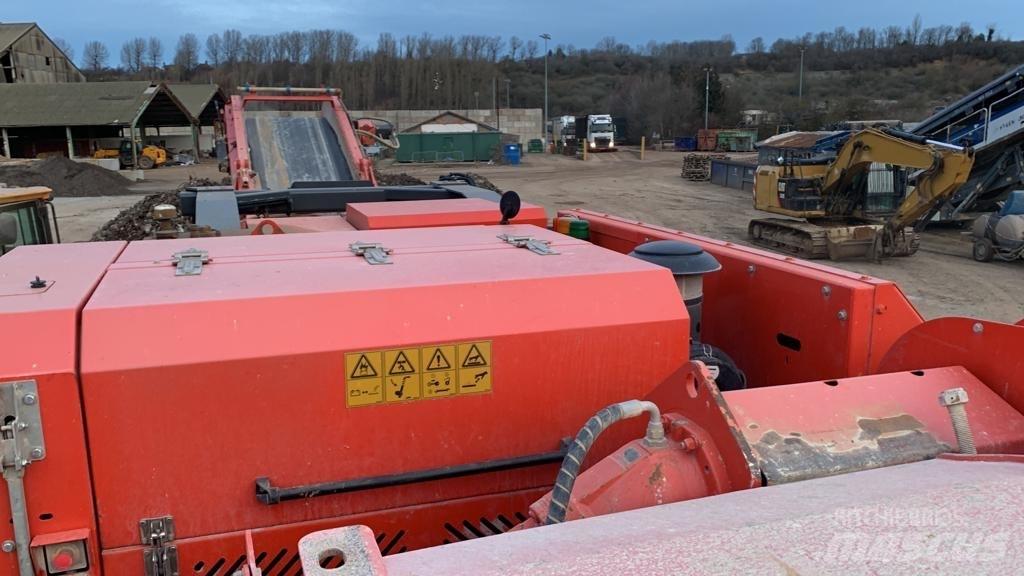 Finlay J 1170 Мобилни трошачки
