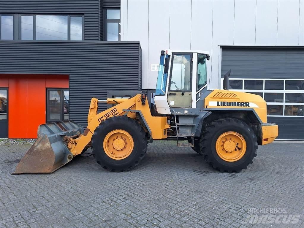 Liebherr L522 Колесни товарачи