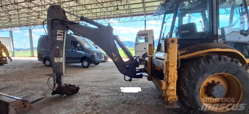 Volvo BL 71 Товарач със заден ексватор