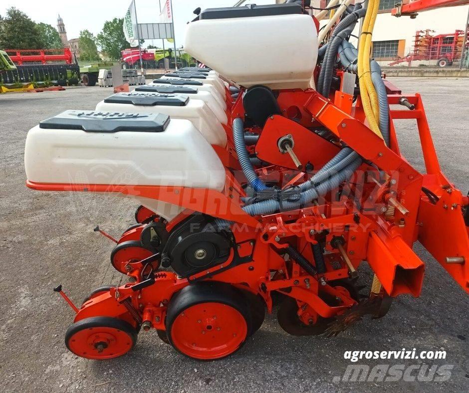 Kuhn maxima  8 F Машини за прецизно сеене