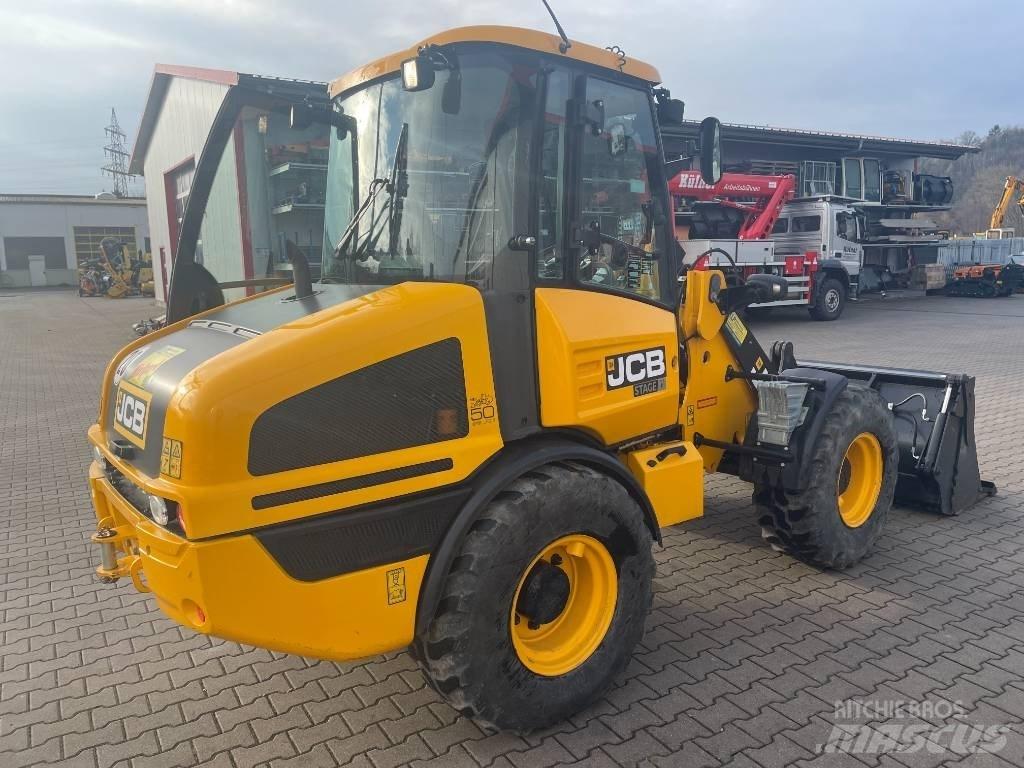 JCB 407 Колесни товарачи