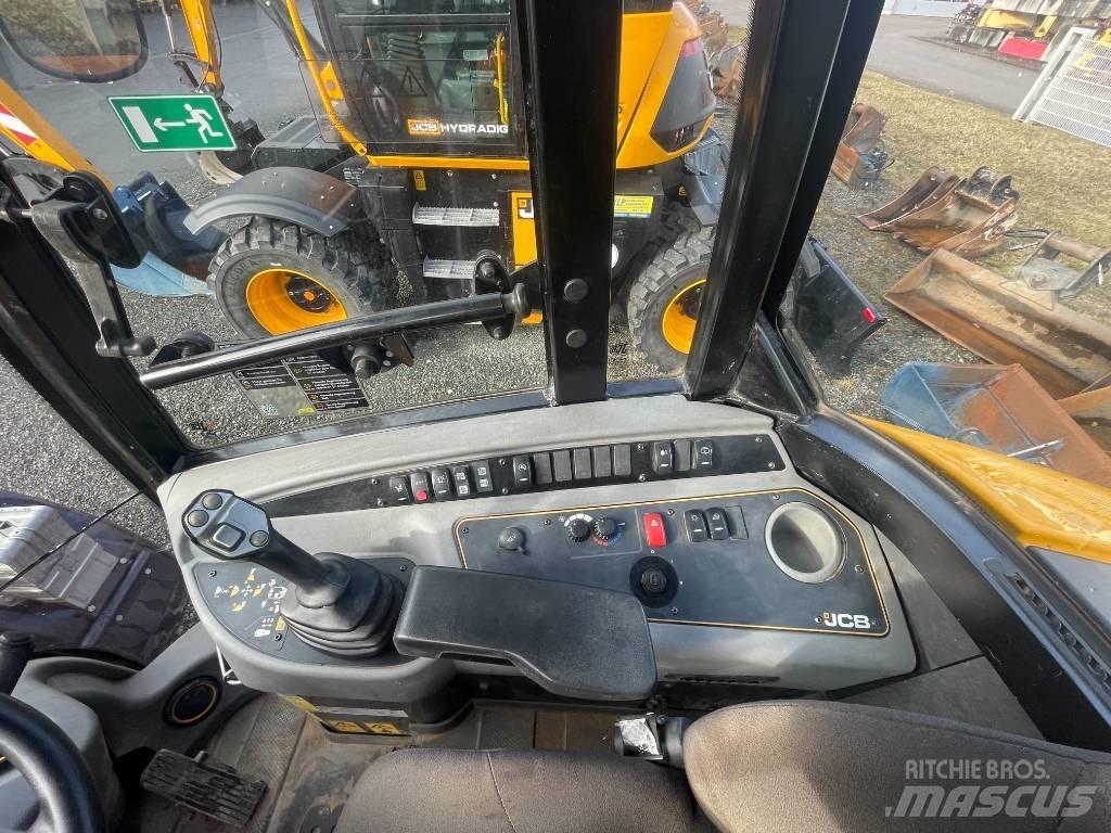 JCB 407 Колесни товарачи