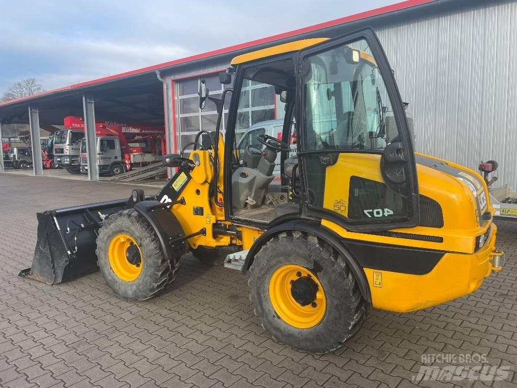 JCB 407 Колесни товарачи