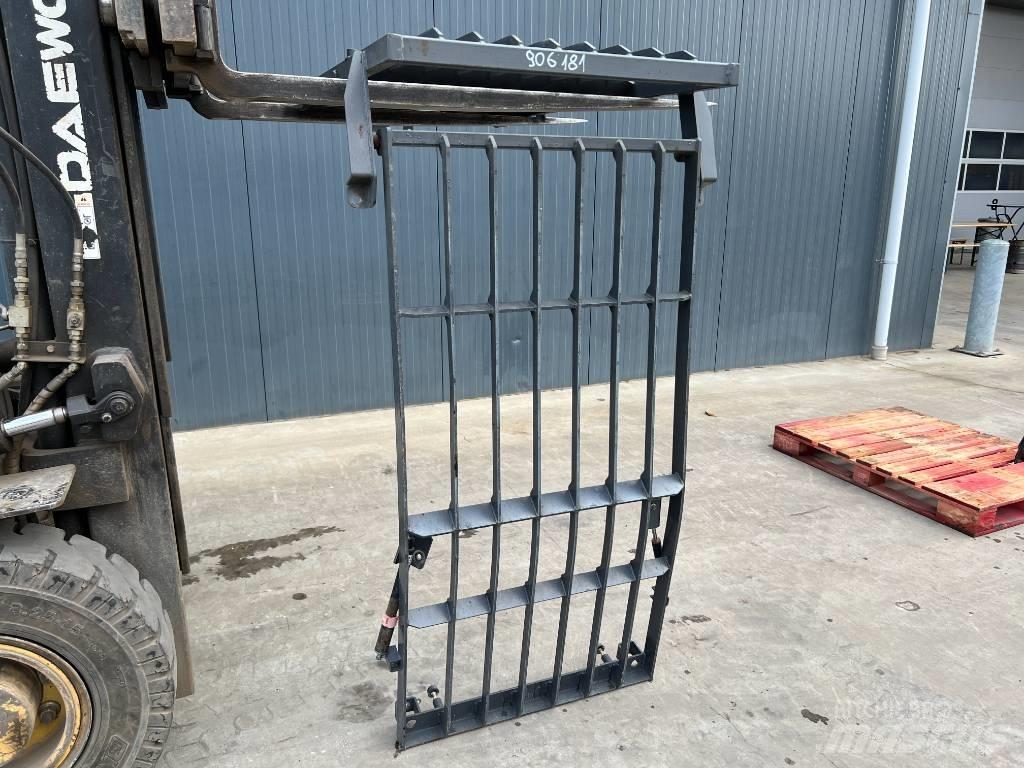 Doosan DX180 / DX225 Кабина