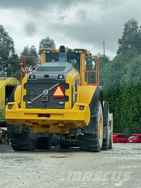 Volvo L 180 H Колесни товарачи