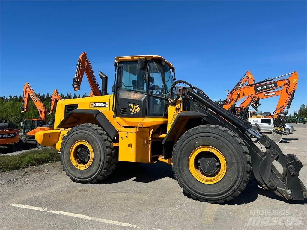 JCB 456ht Колесни товарачи