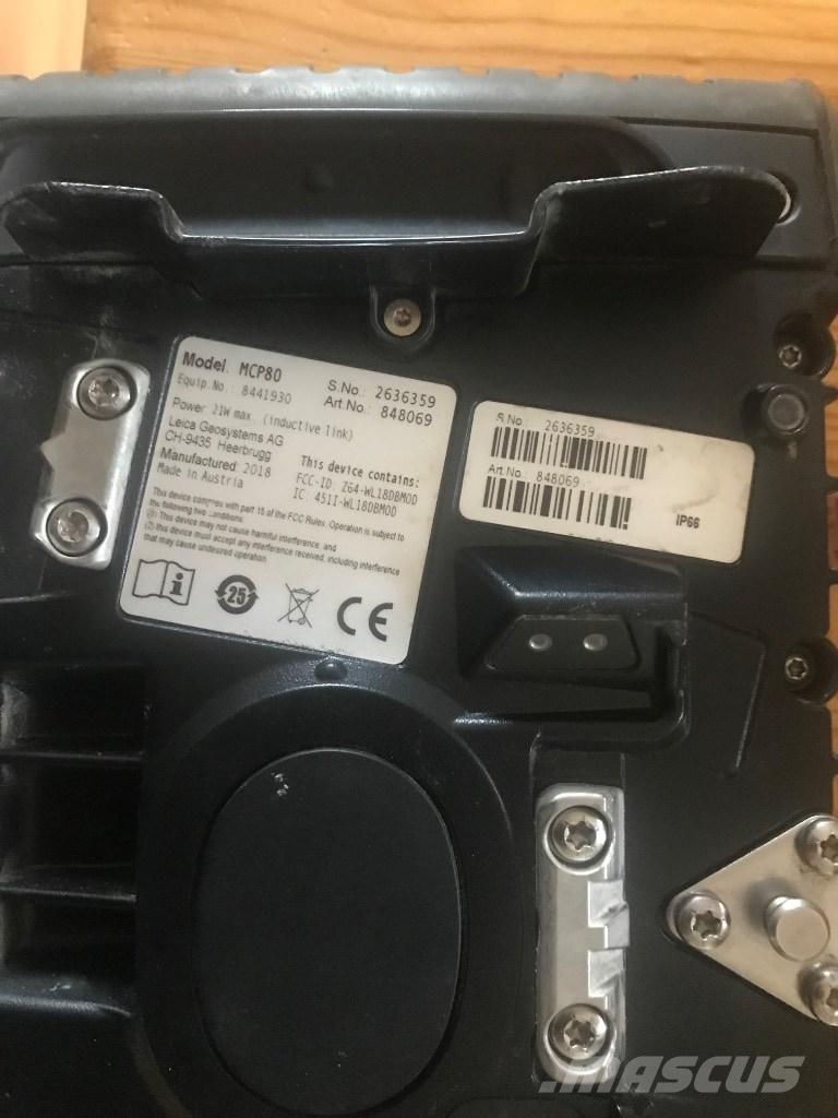 Hitachi ZX 135 US-7 Верижен екскаватор