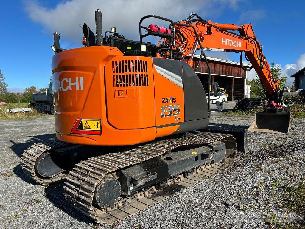 Hitachi ZX 135 US-7 Верижен екскаватор