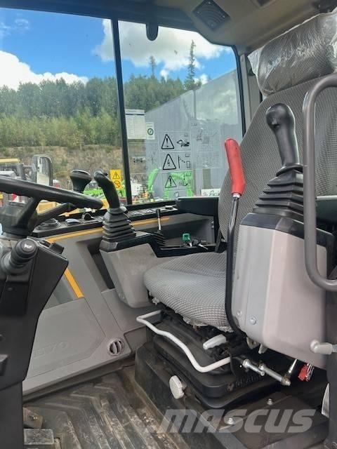 Volvo EW 60 E Колесни екскаватори