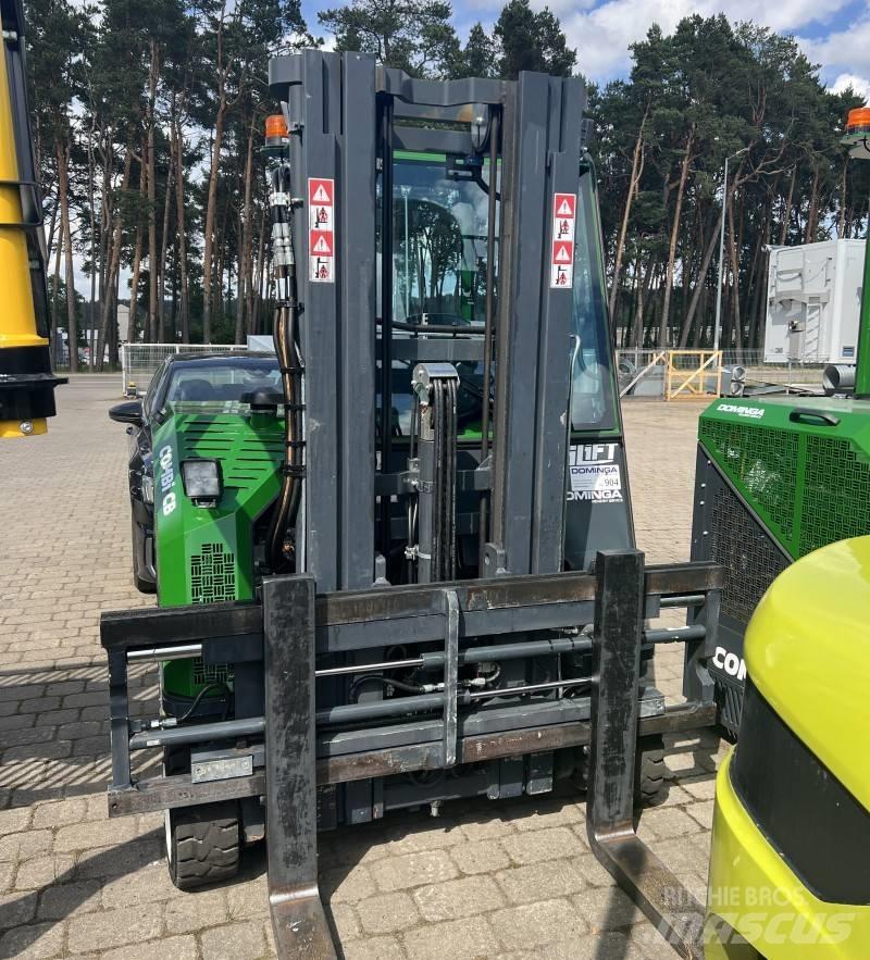 Combilift CB2500 Повдигач с движение в 4 посоки