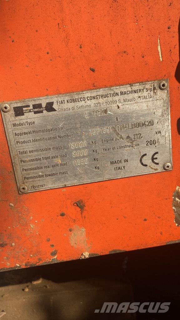 Fiat-Kobelco E 175 W Колесни екскаватори