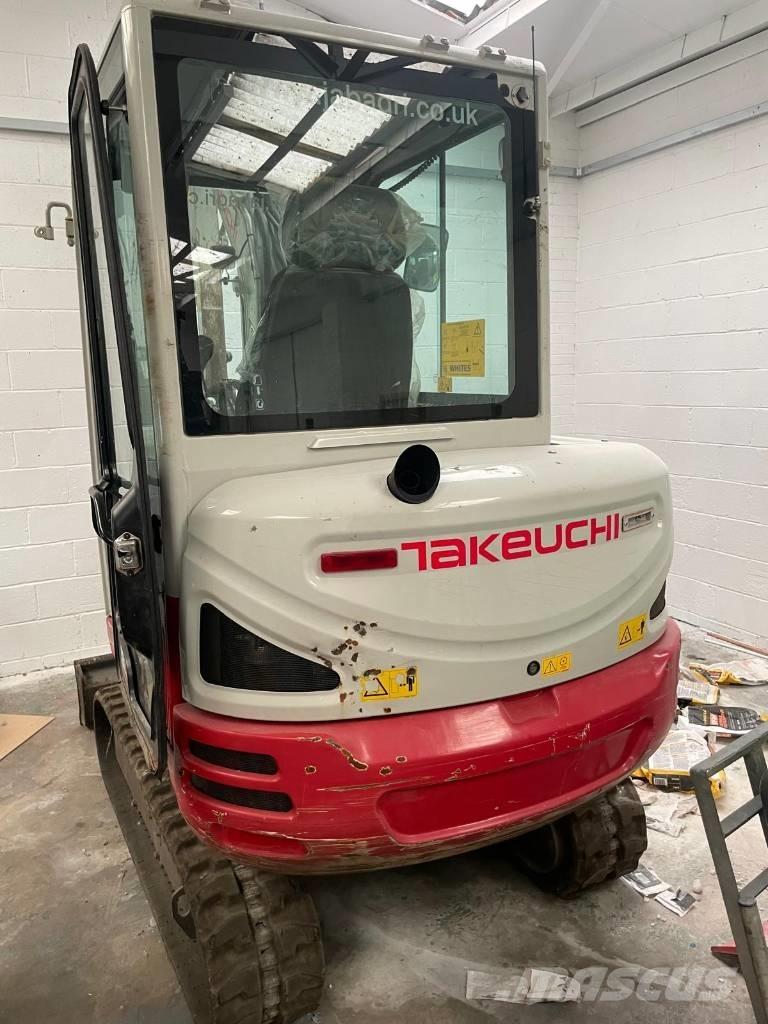 Takeuchi TB 230 Мини екскаватори < 7 т