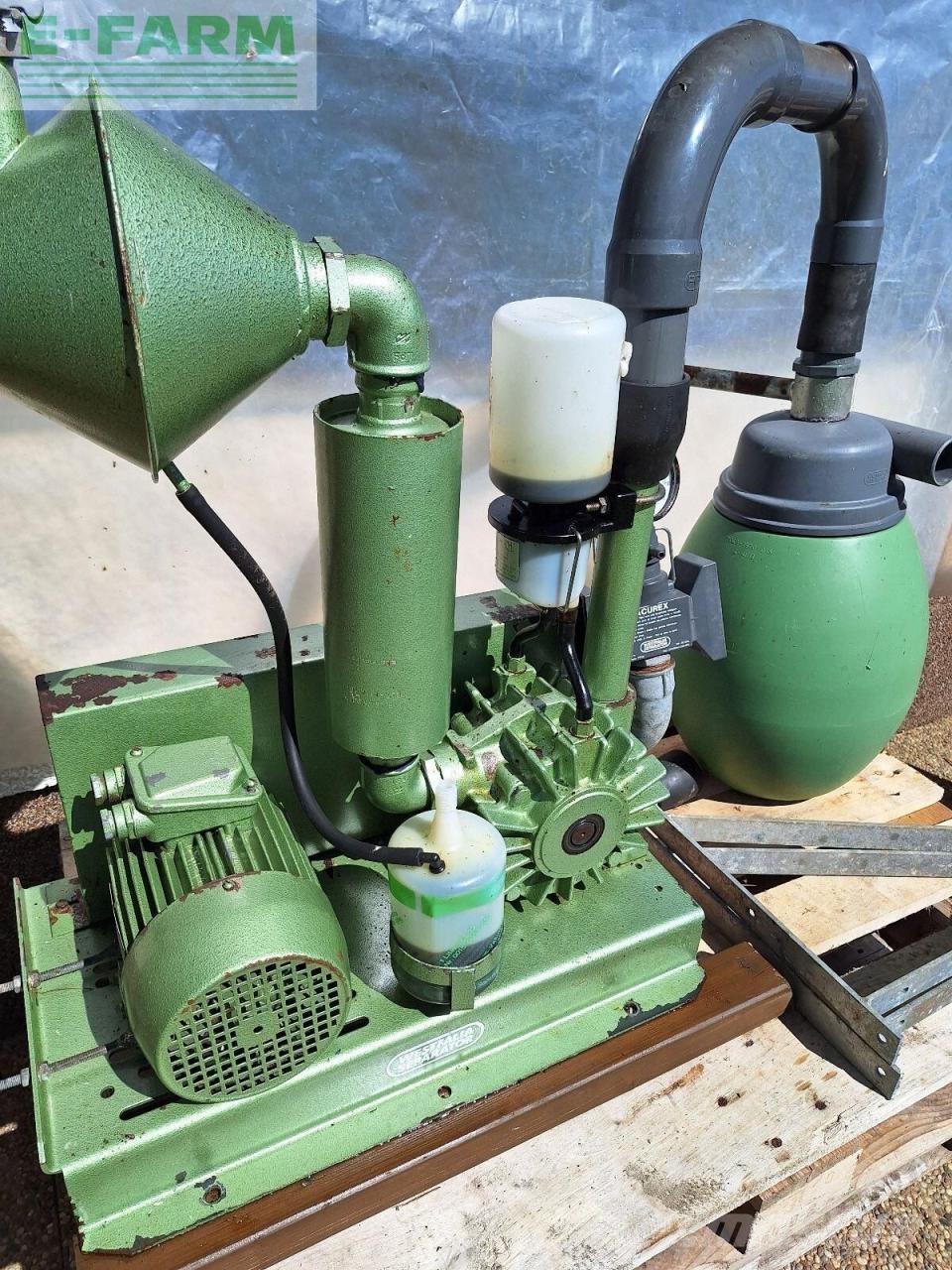 New Holland td5.85 Трактори