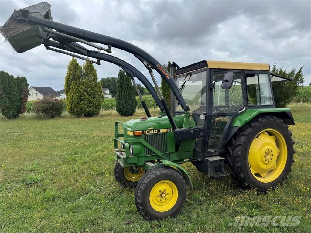 John Deere 1040 S Трактори