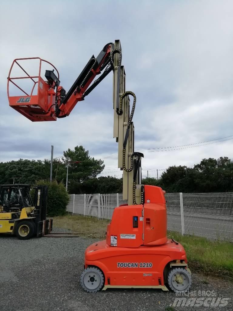 JLG Toucan 1210 Вертикални мачтови повдигачи
