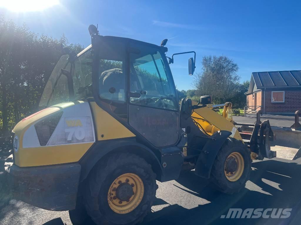 Komatsu WA 70-5 Мини товарачи