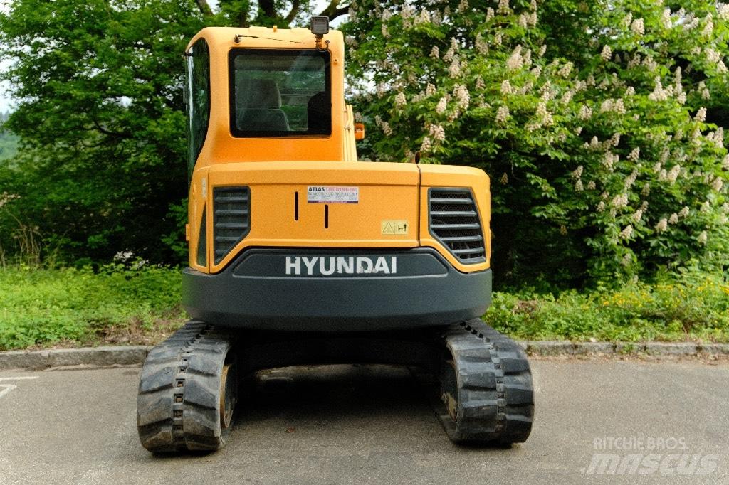 Hyundai R80CR-9 Средни екскаватори 7т - 12т