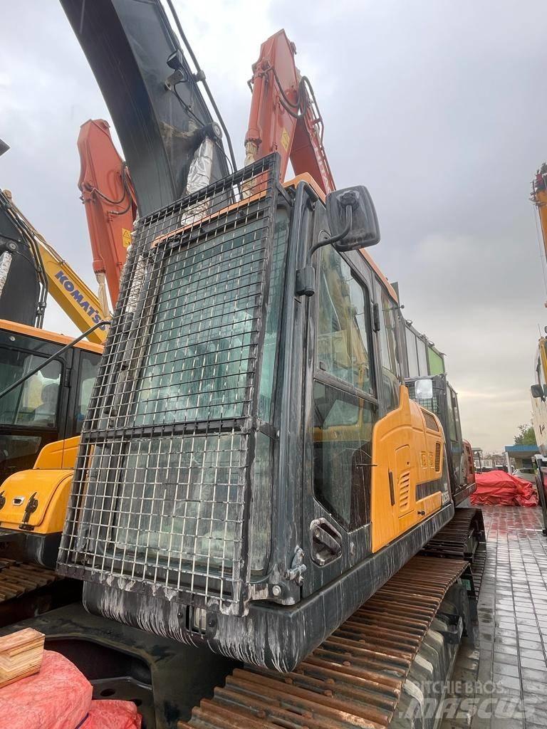 Hyundai HX 225SL Верижен екскаватор