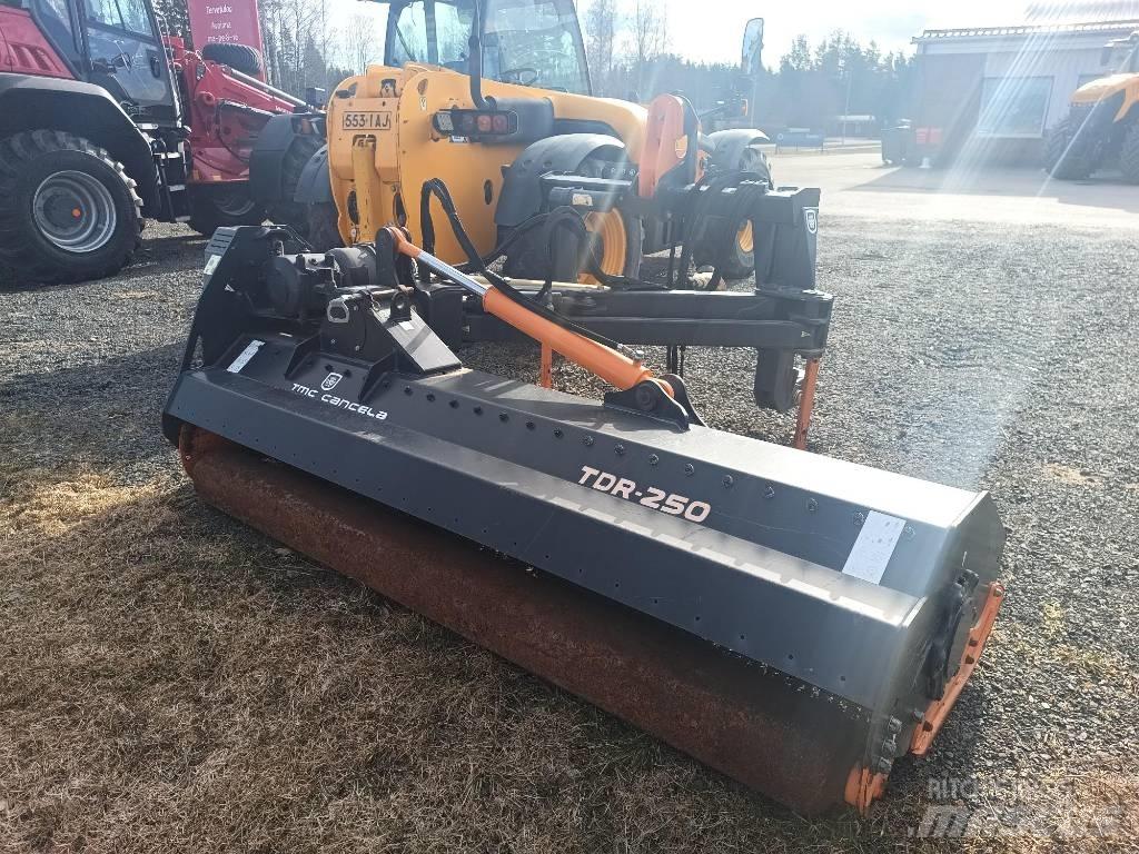 TMC TDR 250 Стъблорезачки