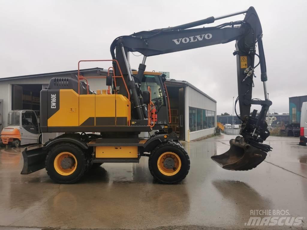 Volvo EW160E Колесни екскаватори