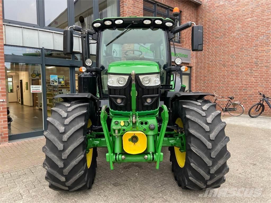 John Deere 6130R Трактори