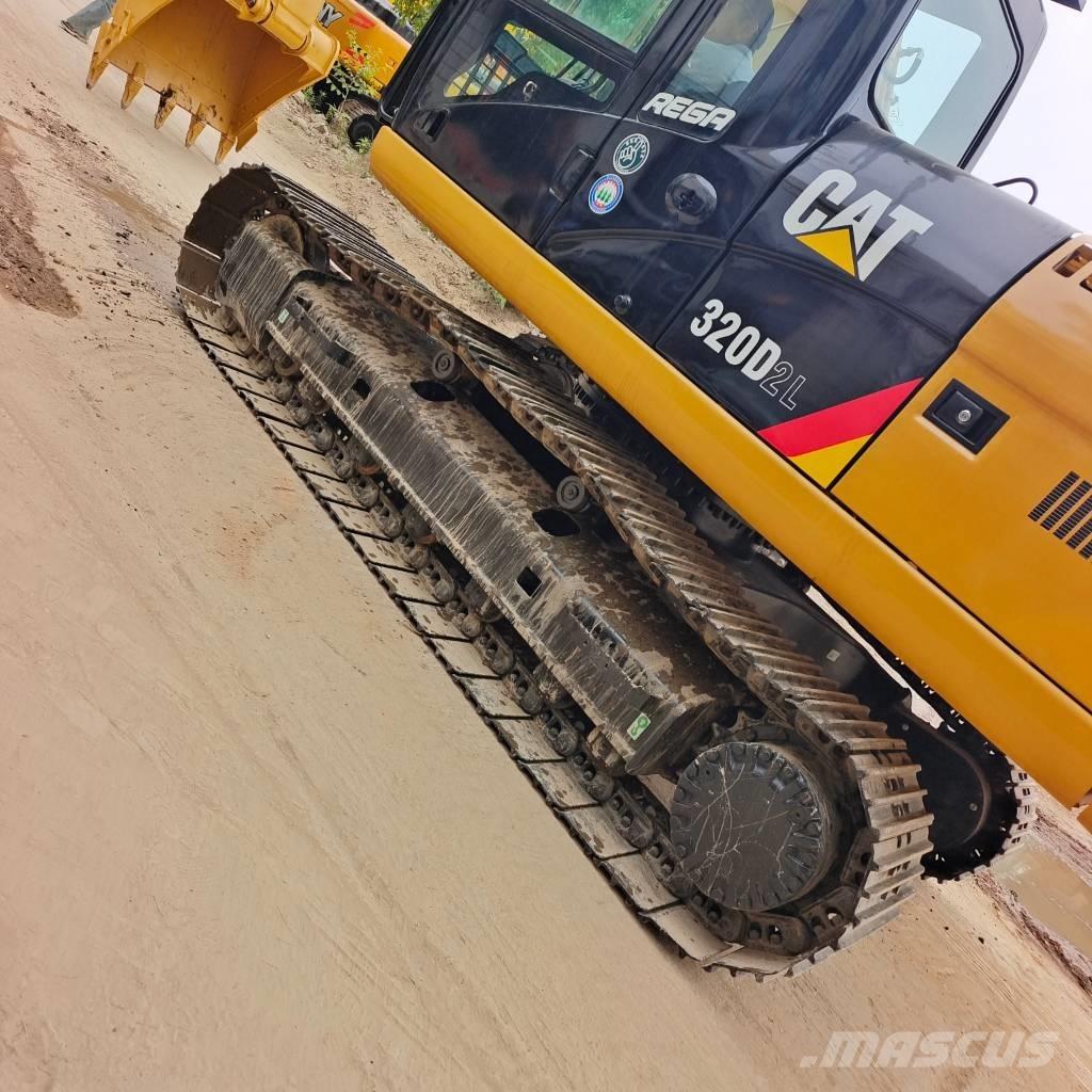 CAT 320 D Верижен екскаватор