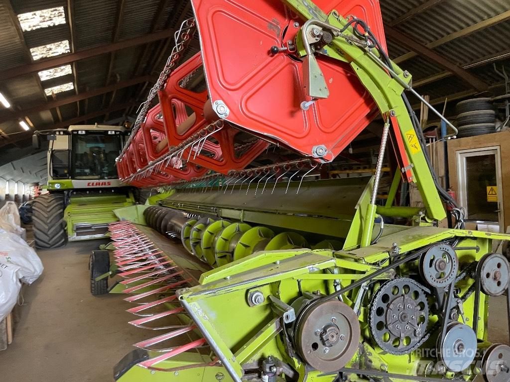 CLAAS Lexion 600 Комбайни