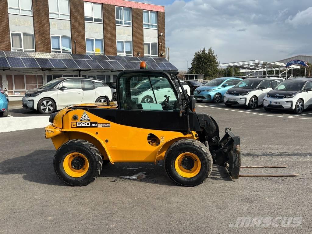 JCB 520-40 Телескопични товарачи
