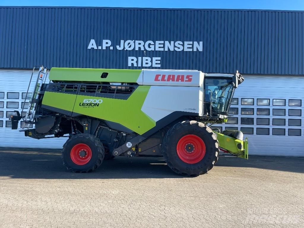 CLAAS Lexion 6700 Комбайни