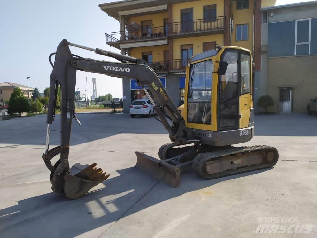 Volvo ECR 38 Мини екскаватори < 7 т