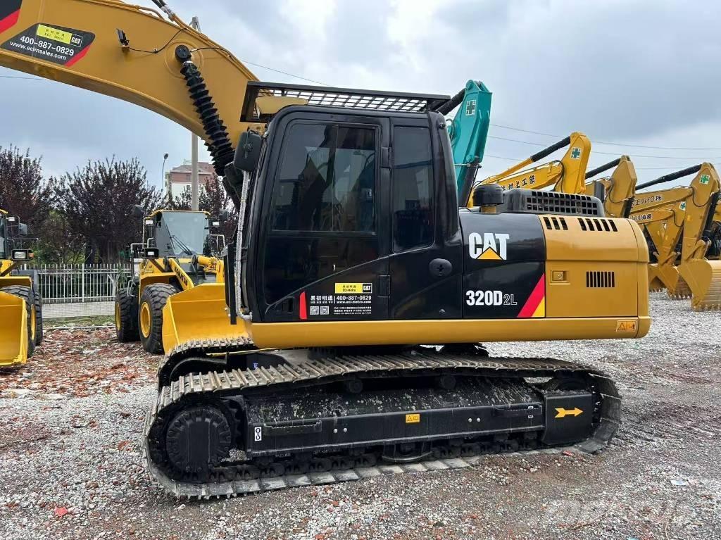 CAT 320D2L Верижен екскаватор