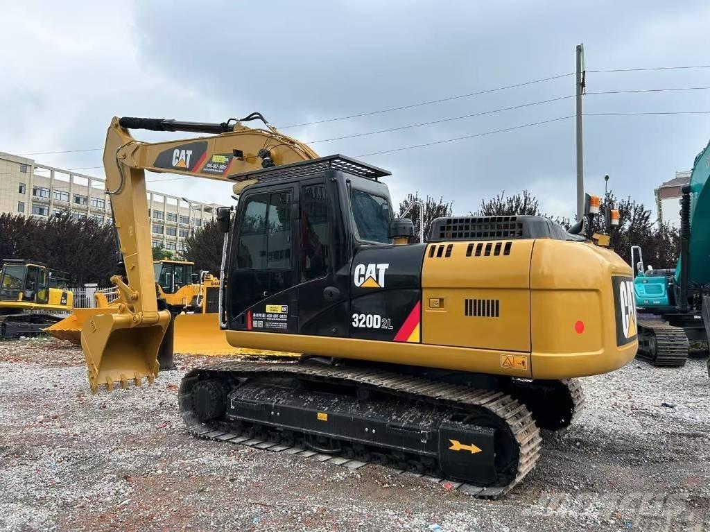 CAT 320D2L Верижен екскаватор