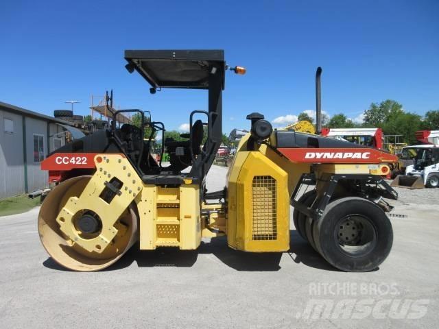 Dynapac CC 422 C Двойни барабанни ролки
