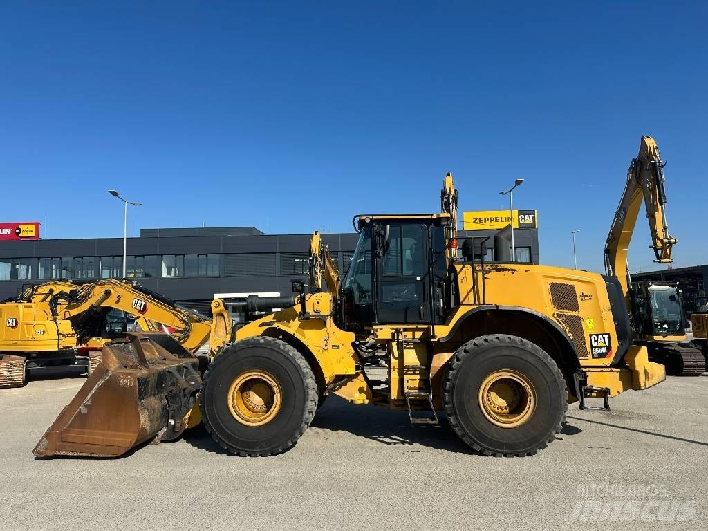 CAT 966 MXE Колесни товарачи
