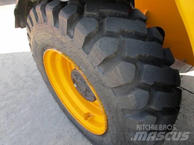 JCB 535-95 (646) Телескопични товарачи