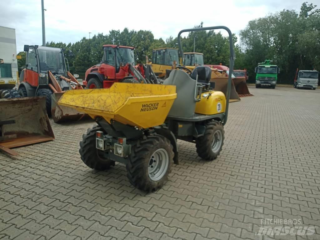 Wacker Neuson 1501 Странични самосвали