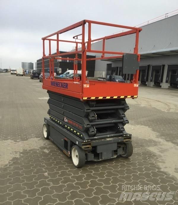 SkyJack SJ III4740 Ножични работни платформи