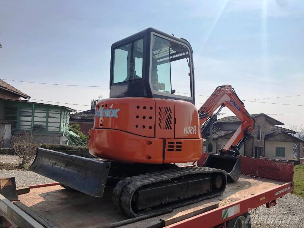 Hanix H36R Мини екскаватори < 7 т