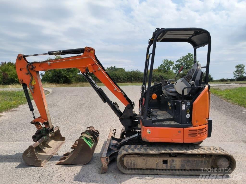 Hitachi ZX 26 U-5 A Мини екскаватори < 7 т