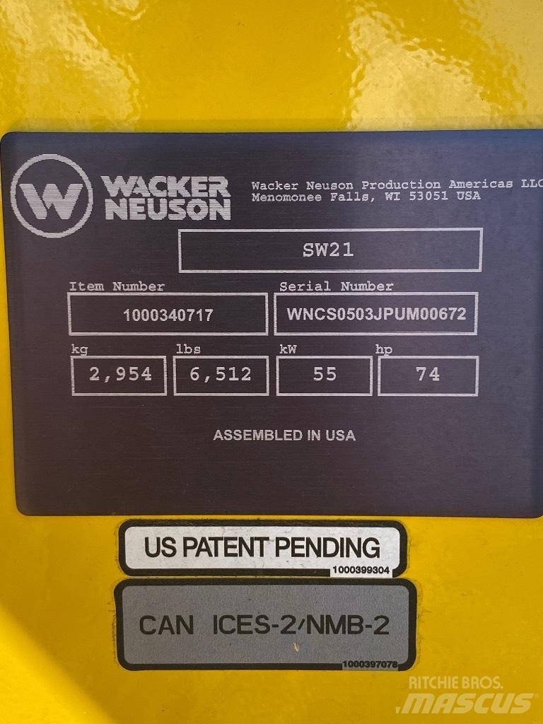 Wacker Neuson SW21 Мини товарачи
