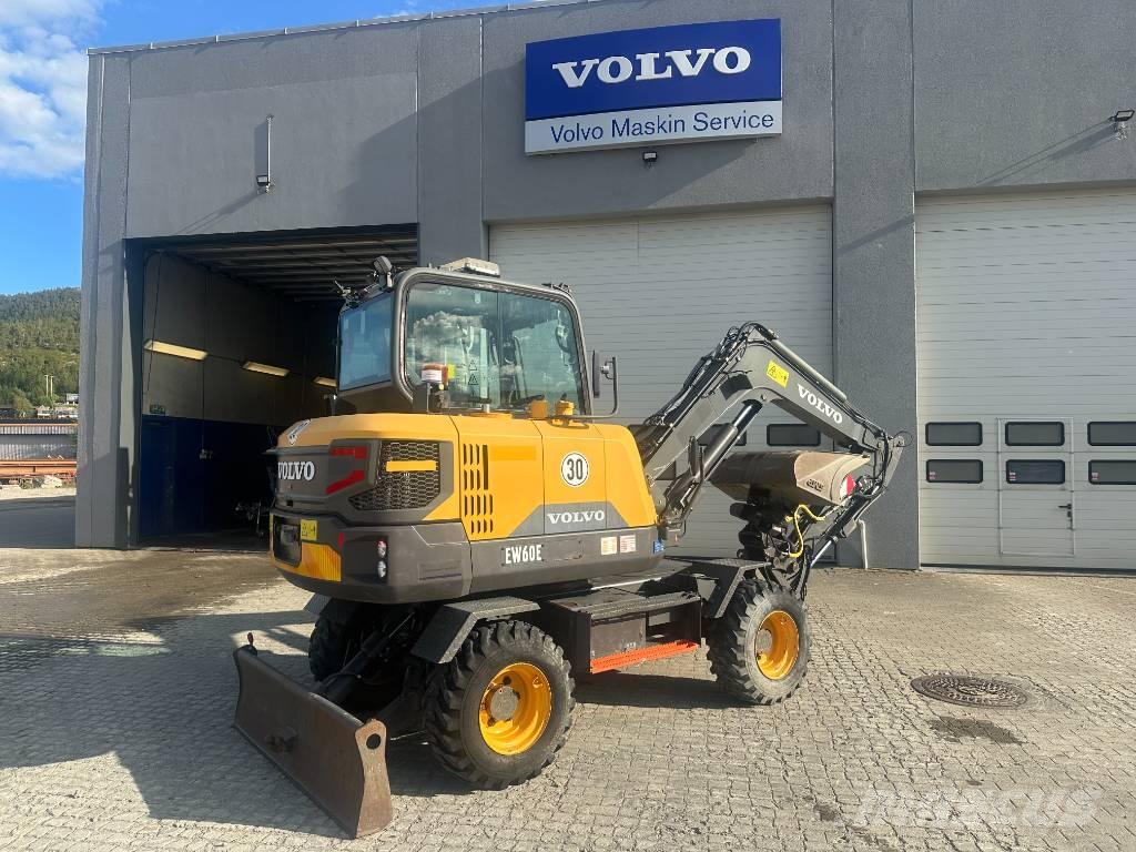 Volvo EW60E Колесни екскаватори