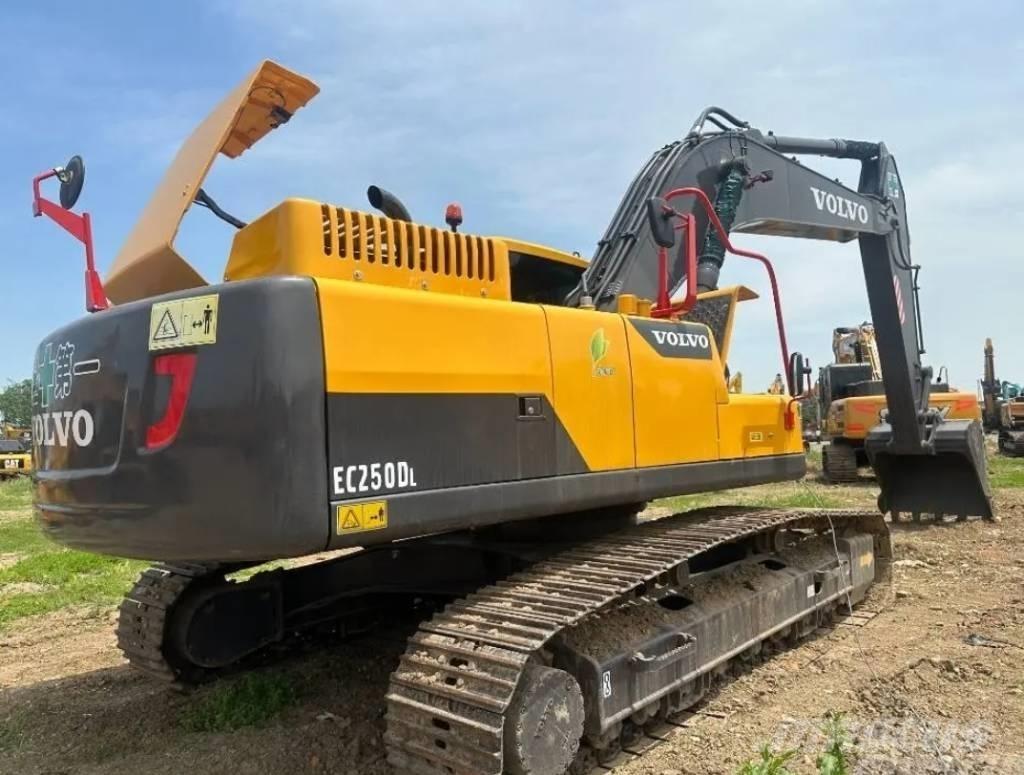 Volvo EC 250 D L Верижен екскаватор